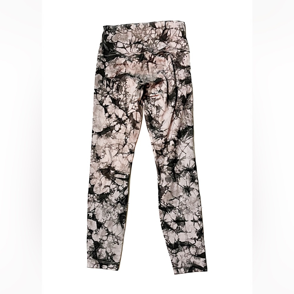 Lululemon ✨size 4 ✨ Abstract Print Leggings - Picture 3 of 7